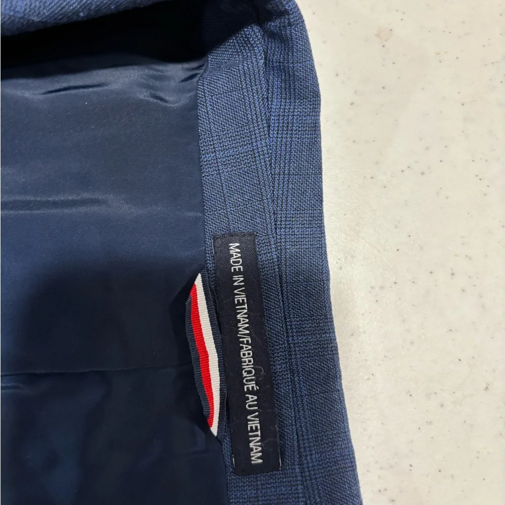 Tommy Hilfiger Navy Blue Suit - Picture 4 of 9
